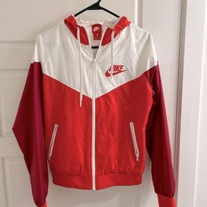 Nike cropped wind breaker